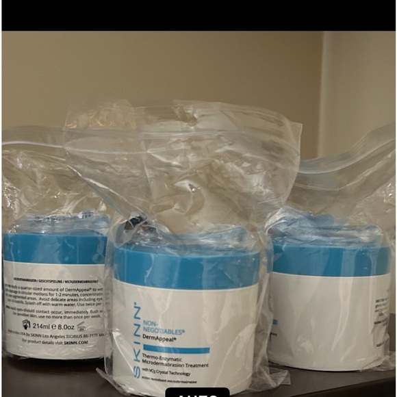SKINN Non-Negotiables                    DermAppeal*Thermo Enzymatic - Picture 2 of 2